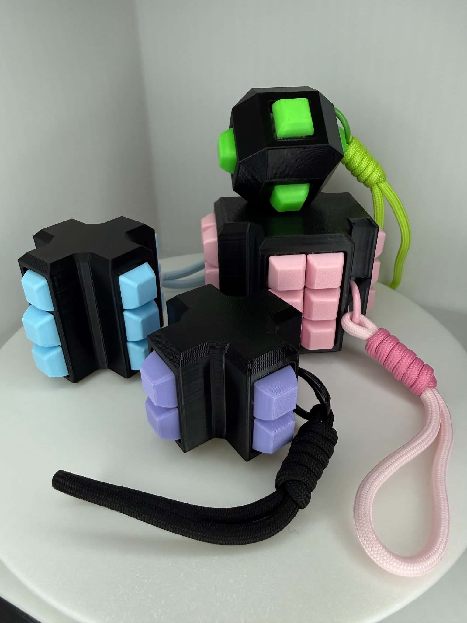 Brikliks™ Brick-Like Clickers