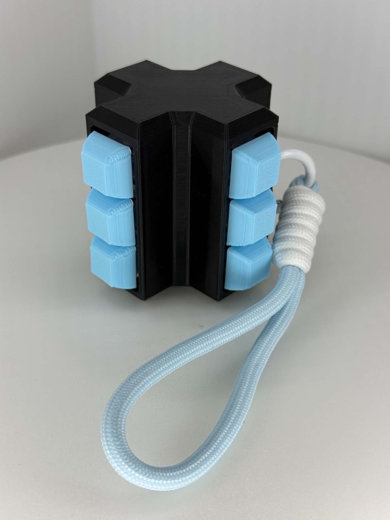 Brikliks™ Brick-Like Clickers