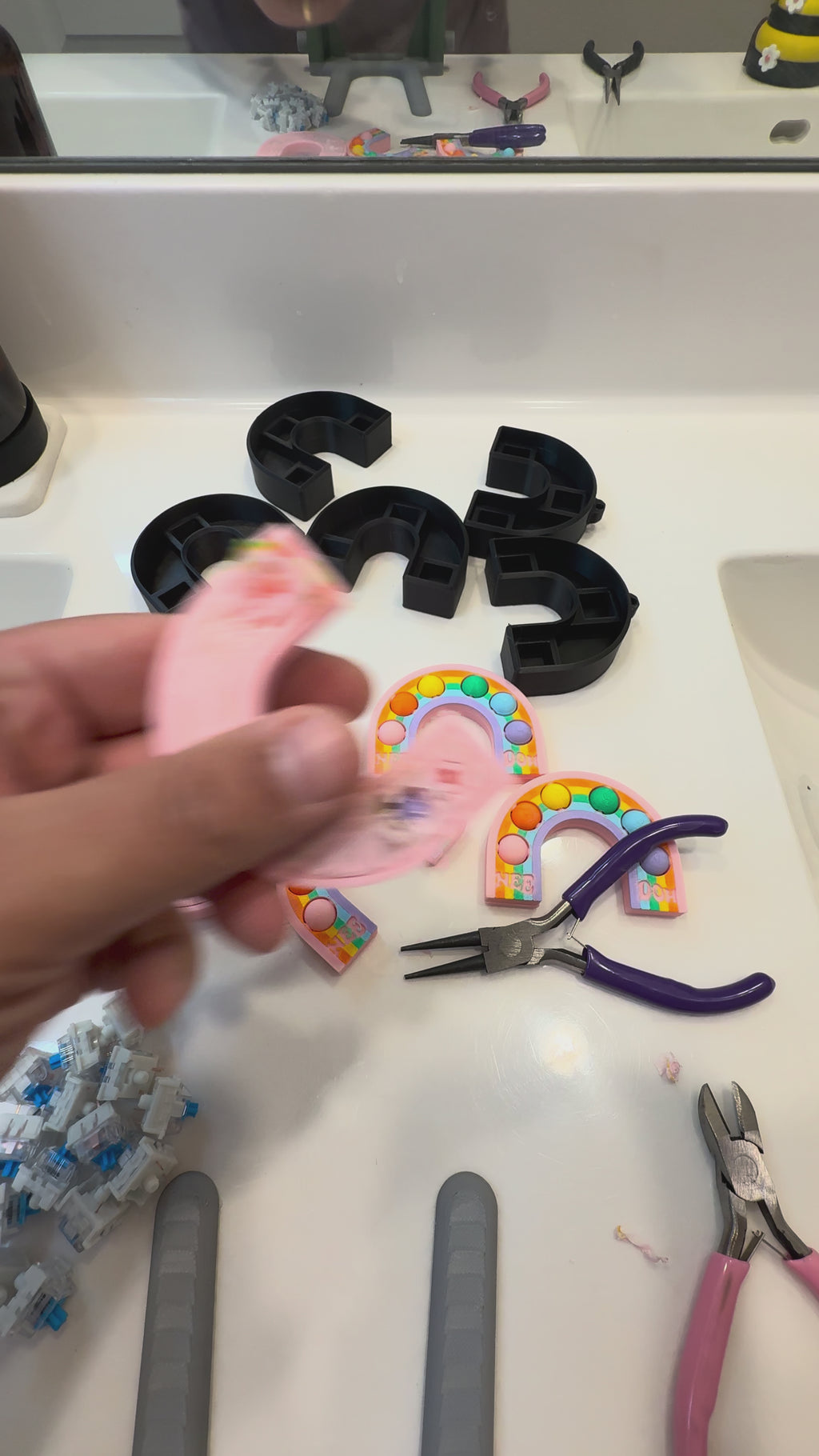 Digital product - NeeDoh Rainboh - Fidget Clicker - Print in Place - Commercial License Included